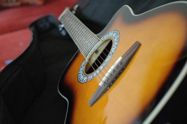 Proper Humidity for Guitar Storage | Guitar Craft Academy Nashville